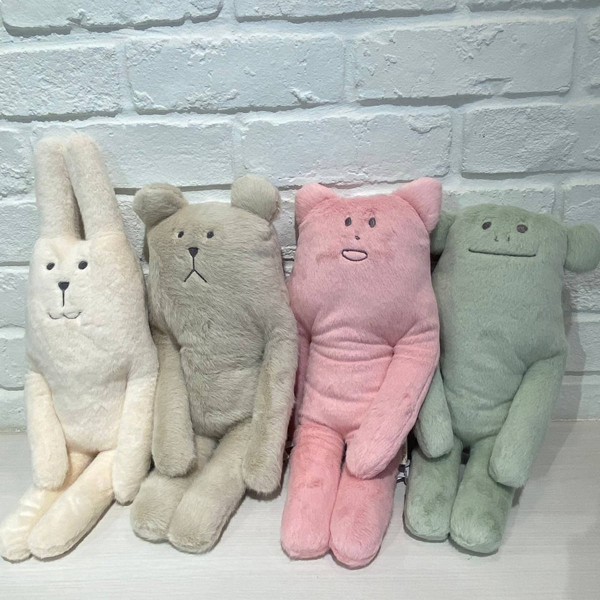CRAFTHOLIC 抱き枕 Sサイズ Ohana CRAFT ( クラフトホリック ぬいぐるみ 枕 まくら 無地 オハナ うさぎ くま ねこ サル 雑貨 インテリア おしゃれ 可愛い キャラクター ) 【LORIS】 LORIS