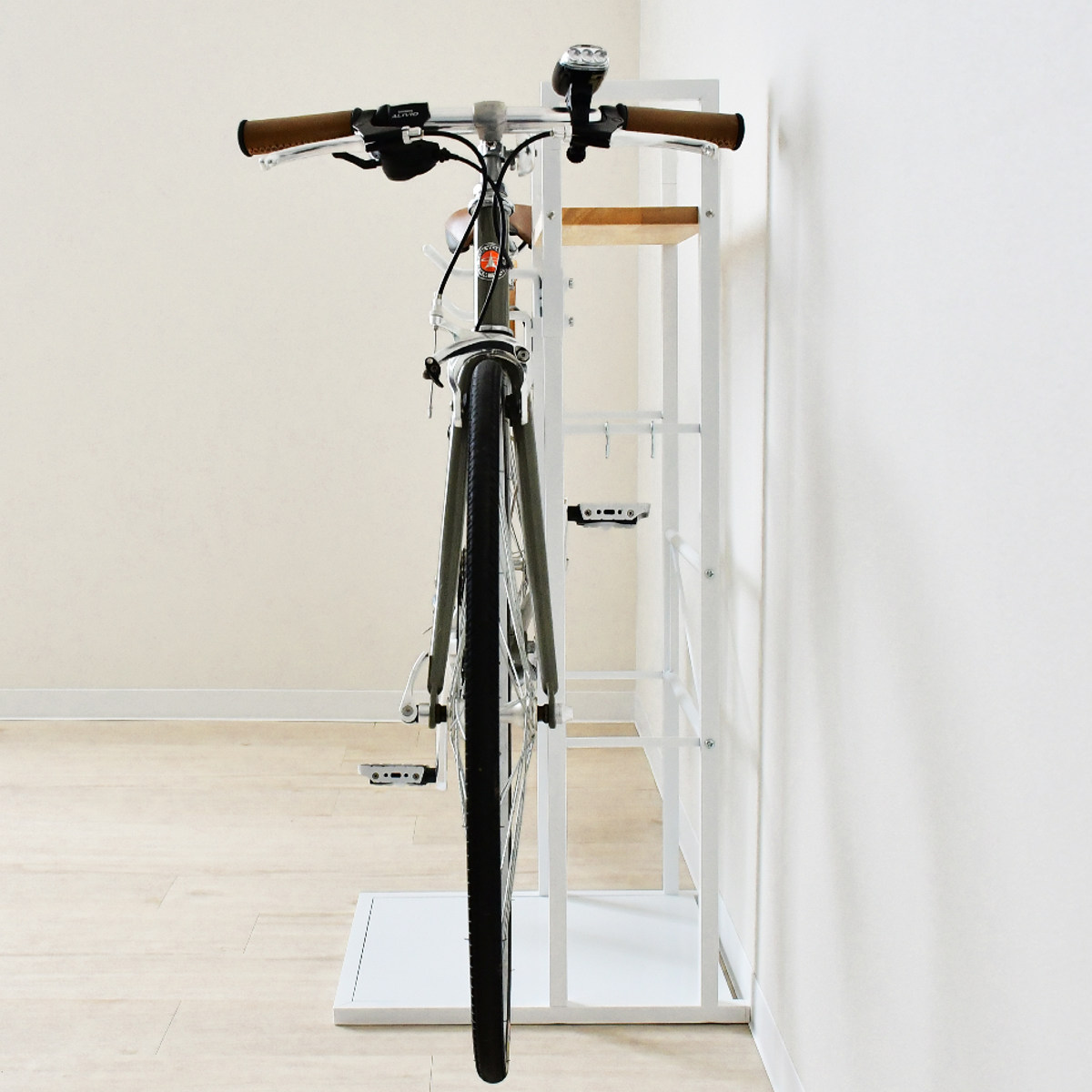 自転車スタンド 1台用 日本製 天然木 スチール 室内用 賃貸 ( サイクルスタンド サイクルラック ディスプレイ 1台 棚付 コレクション 転倒防止 盗難防止 室内 収納 ラック ホワイト ブラック ) 【ホワイト】 ホワイト
