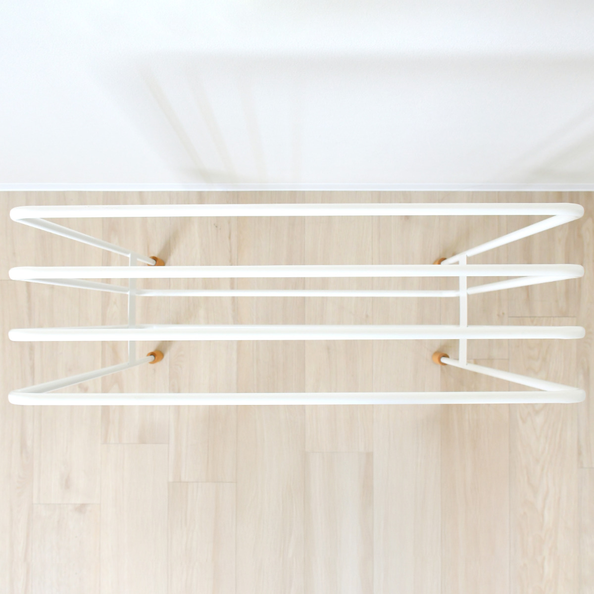 物干し タオルスタンド バスタオルハンガー 4連タイプ ミヤケデザイン ( バスタオルスタンド ランドリースタンド タオルハンガー バスタオル 4枚 タオル干し スタンド タオル掛け バスタオル干し スリム 置き型 脱衣所 洗面所 )