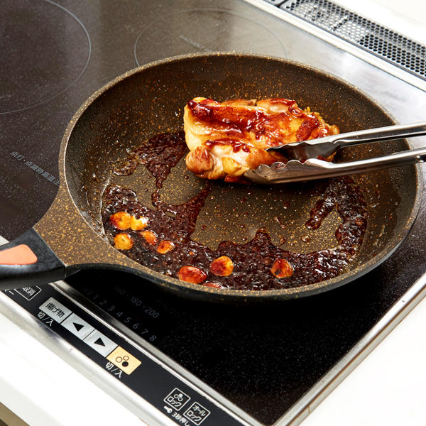 フライパン 26cm IH対応 ゴールドマーブル ( ガス火対応 浅型フライパン 炒め鍋 26センチ いため鍋 アルミフライパン フッ素樹脂 調理器具 オール熱源対応 )