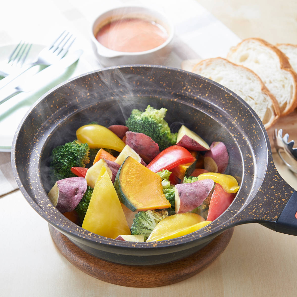 鍋型フライパン IH対応 24cm ゴールドマーブル 深型 ( ガス火対応 深型フライパン 片手鍋 炒め鍋 いため鍋 ディープパン 片手なべ 調理鍋 オール熱源対応 )