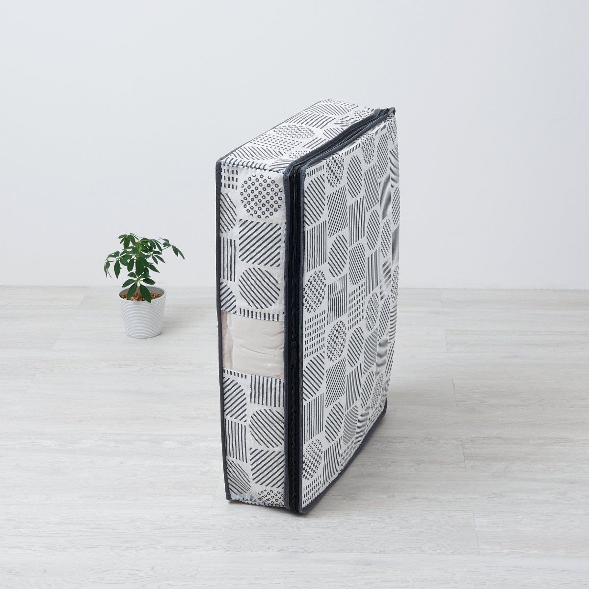 収納袋 羽毛布団収納袋 不織布 北欧柄 縦型 シングル コンパクト ( 布団収納袋 布団収納 立てられる クローゼット収納 ふとん収納袋 袋 隙間収納 布団収納ケース 羽毛 ふとん 収納 布団袋 ふとん収納 押入れ収納 )