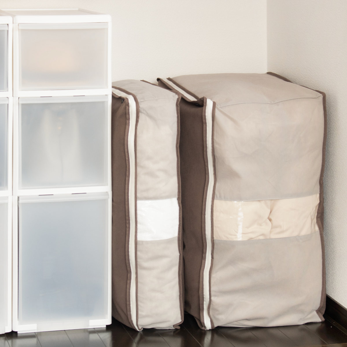収納袋 Snimu クローゼット 収納ケース 羽毛布団 D ダブル ( コンパクト すき間 隙間 収納 布団収納袋 布団 袋 隙間収納 布団収納ケース 羽毛 ふとん 布団袋 ふとん収納 ダブル用 消臭 ニオイ 汗 加工 )
