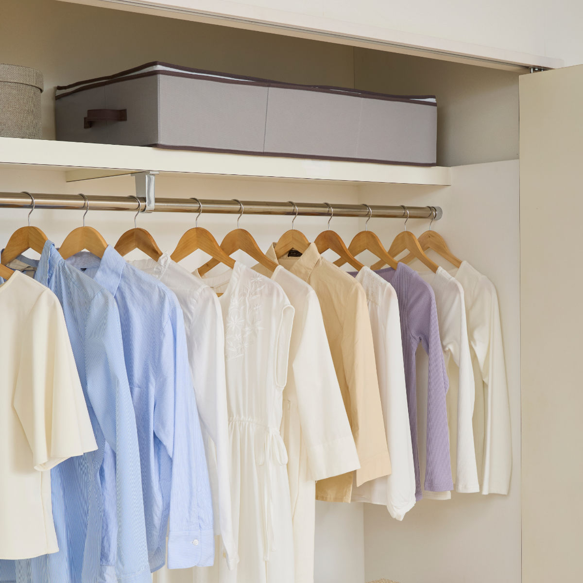 収納袋 3個セット Snimu クローゼット 収納ケース 着物一式 ( 着物収納 着物ケース 消臭 炭 ニオイ 汗 着物 きもの 帯 押入れ収納 クローゼット収納 長襦袢 帯揚げ 帯締め 着物用品 振袖 棚上 収納 ベッド下 持ち手付き )