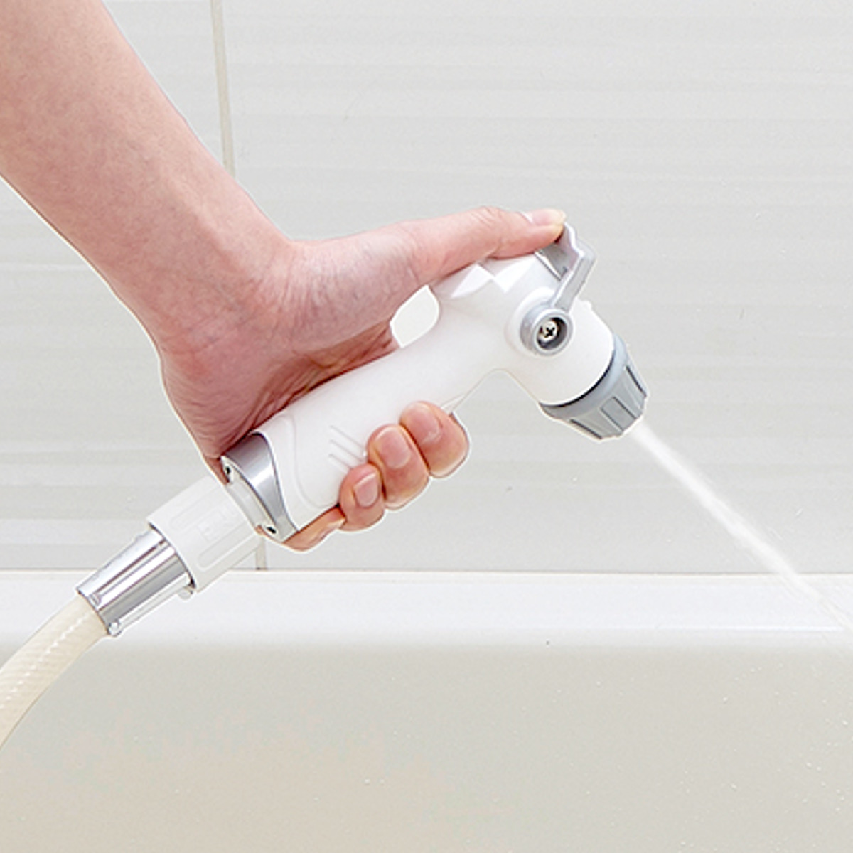 高圧洗浄機 バスルーム洗浄用 高水圧ガン （ 浴室掃除 高圧 洗浄機 シャワーヘッド 付け替え ワンタッチ ジェット 風呂掃除 浴槽掃除 高圧洗浄 バス清掃 床 そうじ 水圧 汚れ 湯垢 石鹸垢 皮脂垢 ヌメリ ）