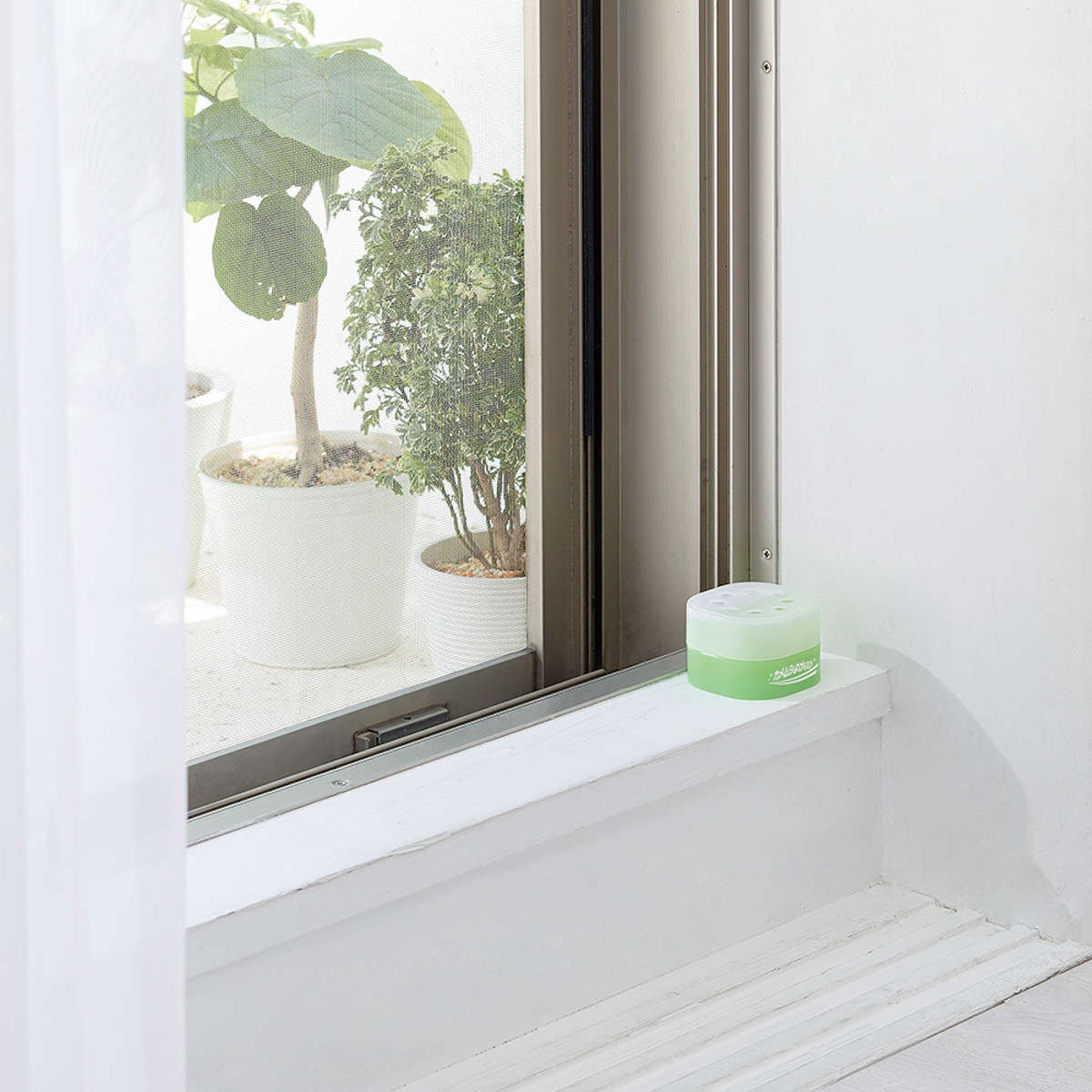 カメムシ対策 ゲル 置くだけ 虫よけ カメムシ ( 忌避剤 害虫対策 芳香剤 キッチン シンク下 日本製 コバエ対策 夏 虫対策 家庭用 日用品 )