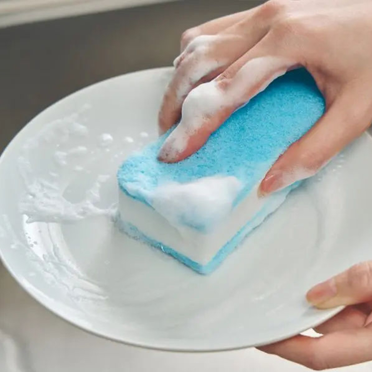 キッチンスポンジ バイオシル 抗菌 ( 食器洗いスポンジ 食器用スポンジ へたりにくい 丈夫 油汚れ 泡立ち 日本製 台所用スポンジ クリーナー 茶渋 水切れ やわらかい 傷つけない 耐久性 皿洗い ) 【ソフト】 ソフト