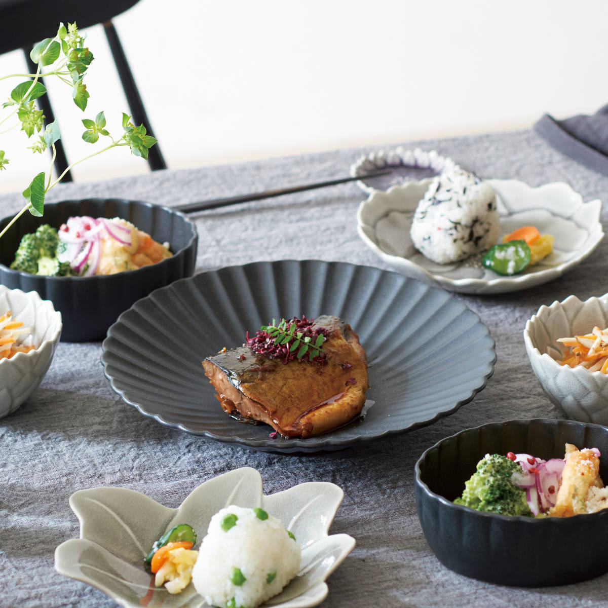 プレート 16cm 輪花皿 花皿 花シリーズ 洋食器 陶器 日本製 ぎん