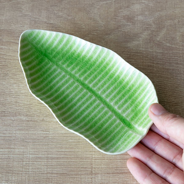 プレート S 16cm バナナリーフ 食器 陶器 同色3枚セット グリーン ( 皿 中皿 電子レンジ対応 お皿 平皿 バナナ 葉っぱ 取り分け皿 瀬戸焼 日本製 おしゃれ ) 【ブルー】 ブルー
