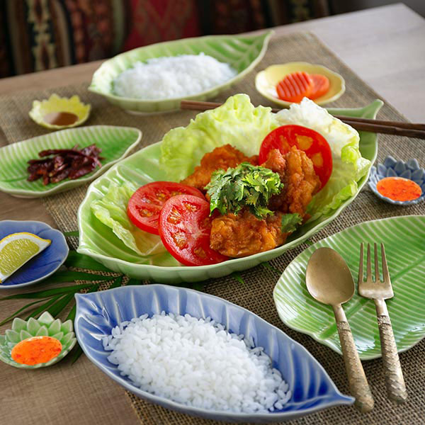 プレート S 16cm バナナリーフ 食器 陶器 同色3枚セット グリーン ( 皿 中皿 電子レンジ対応 お皿 平皿 バナナ 葉っぱ 取り分け皿 瀬戸焼 日本製 おしゃれ ) 【ブルー】 ブルー