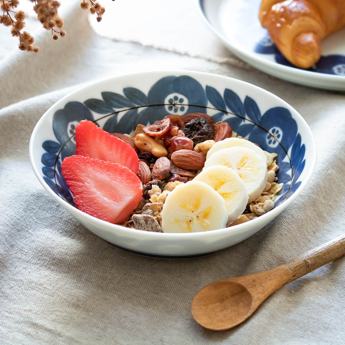 ボウル 15cm ブロッサム 磁器 美濃焼 （ 食洗機対応 電子レンジ対応