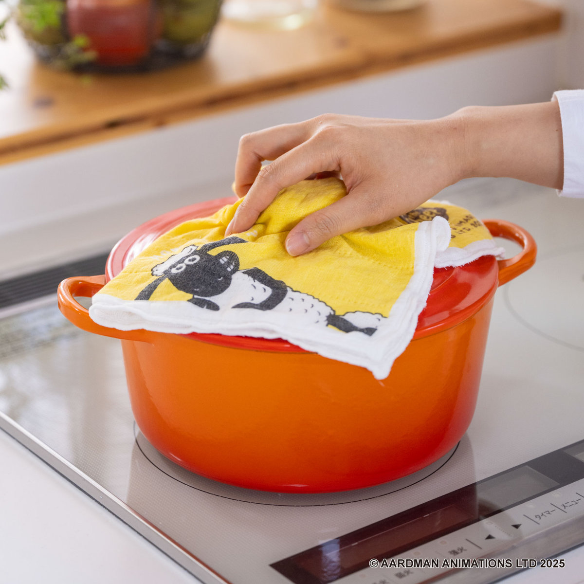 蚊帳布巾 ひつじのショーン 蚊帳生地 ふきん L ( かやふきん 布巾 日本製 綿 レーヨン 蚊帳 吸水 速乾 クロス キャラクター かや生地 台拭き 食器拭き ディッシュクロス おしゃれ かわいい 長方形 大きめ ) 【C】 C