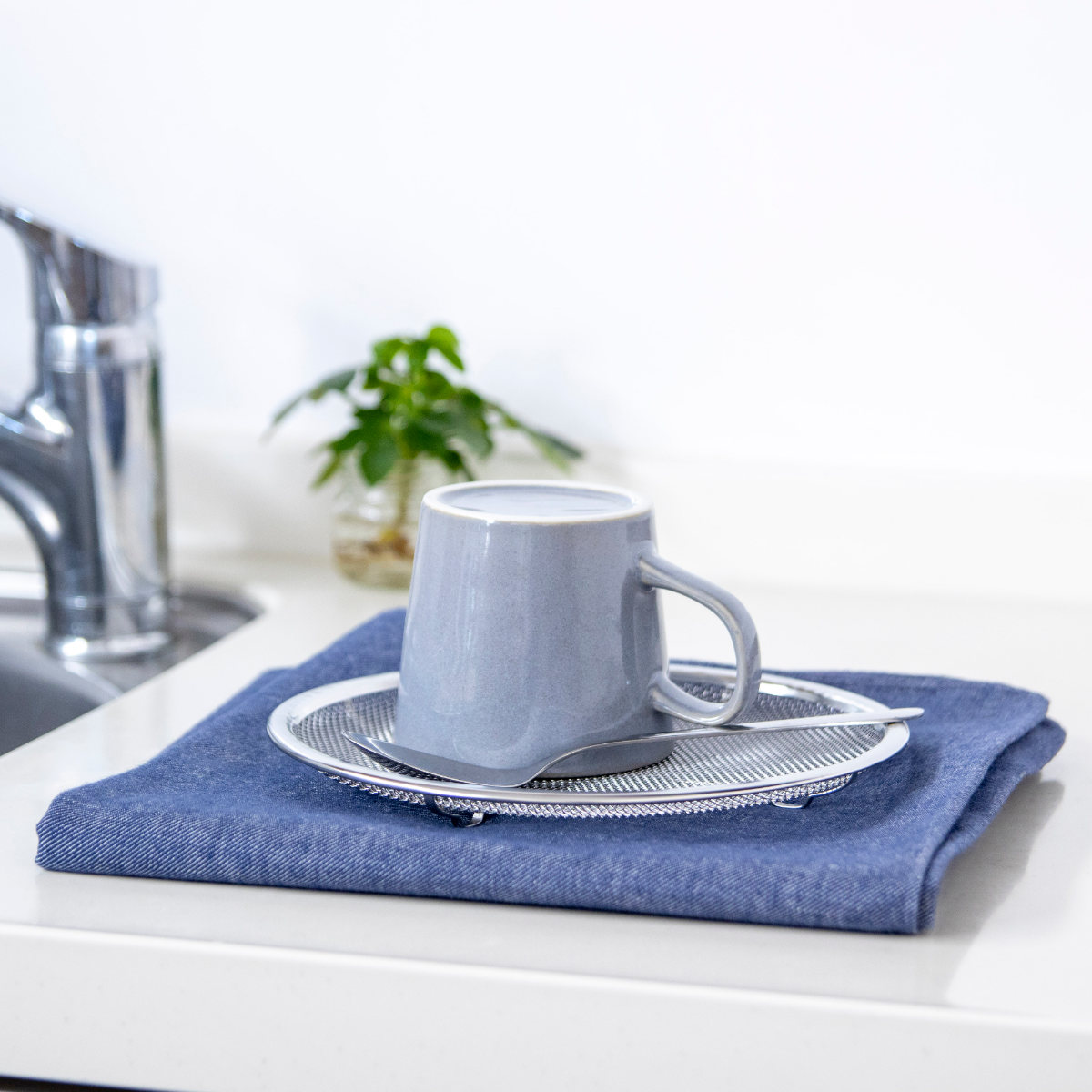 工房アイザワ 盆ザル 20cm リング付き ボンザル 浅型 ( キッチン ざる 足付き 薄型 食洗機対応 料理 調理 水切り ステンレス 湯切り 下ごしらえ 油切り 網 トレー ステンレスザル 円形ザル 使いやすい 丈夫 アイザワ )