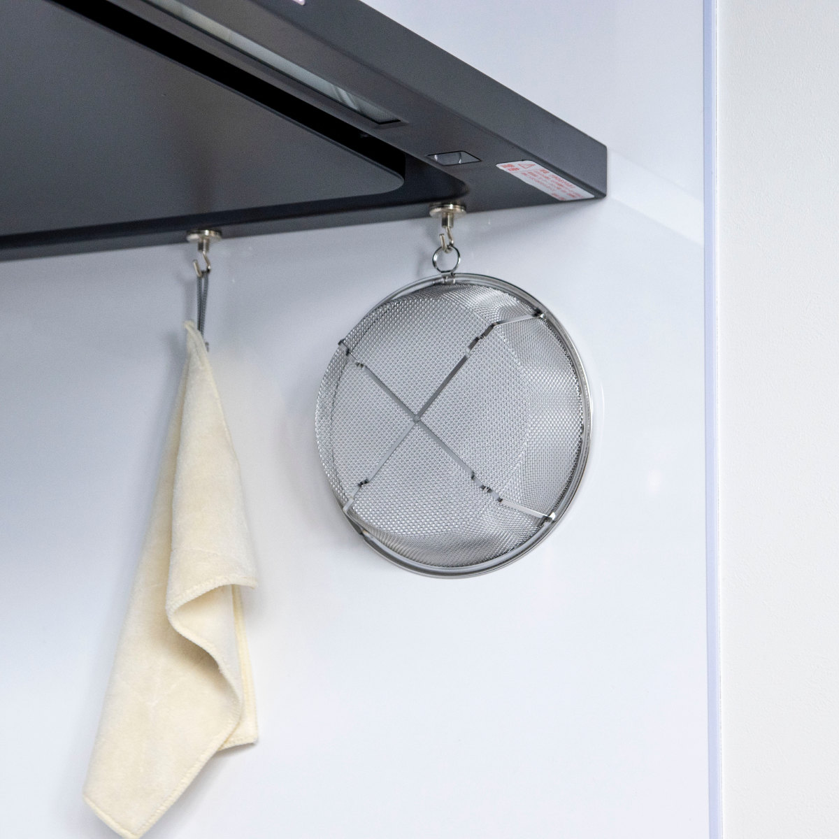 工房アイザワ 盆ザル 20cm リング付き ボンザル 深型 ( キッチン ざる 足付き 食洗機対応 料理 調理 水切り ステンレス 湯切り 下ごしらえ 油切り 網 トレー ステンレスザル 円形ザル 使いやすい 丈夫 アイザワ キッチンツール )