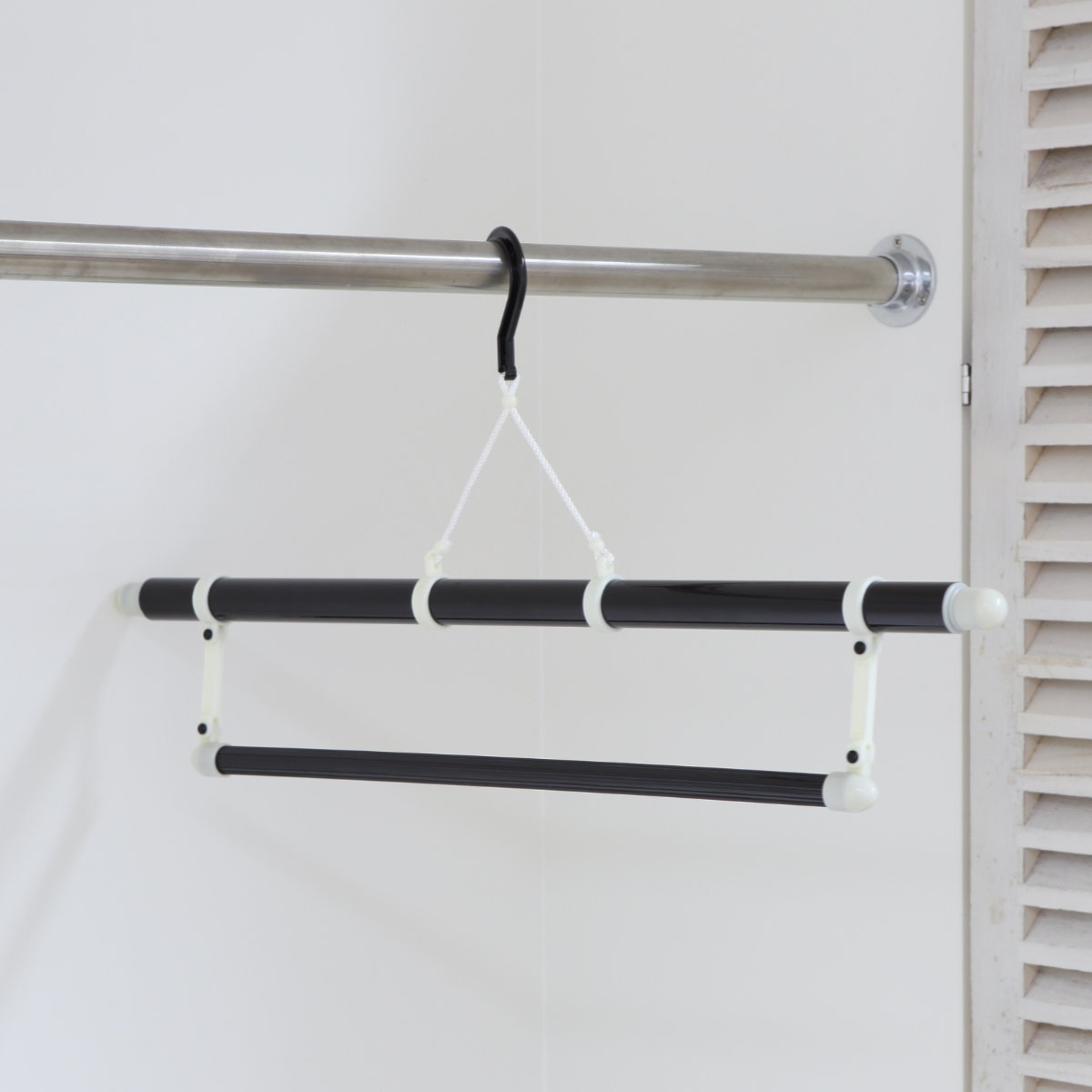 ハンガー 武道着ハンガー ( 道着ハンガー 洗濯ハンガー 武道着 道着 洗濯物干し 洗濯 物干し 着物 和装 コンパクト 物干しハンガー 伸縮ハンガー 伸びる シワになりにくい 剣道 柔道 空手 洗濯用品 )