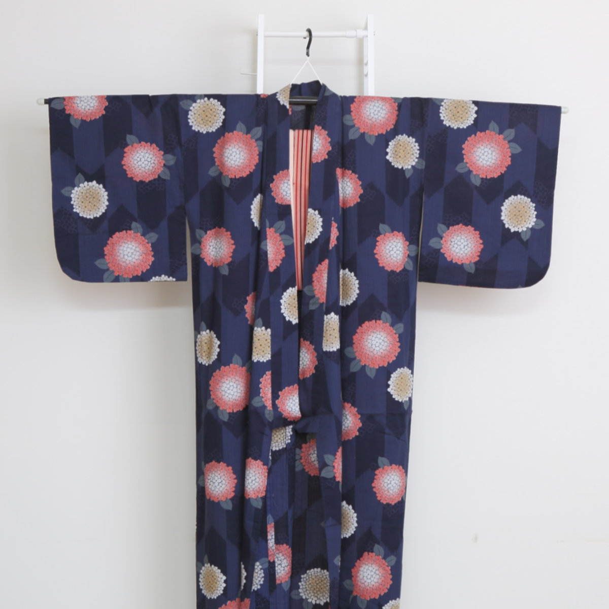 ハンガー 3本セット 武道着ハンガー ( 道着ハンガー 3本 洗濯ハンガー 武道着 道着 洗濯物干し 洗濯 物干し 着物 和装 コンパクト 物干しハンガー 伸縮ハンガー 伸びる シワになりにくい 剣道 柔道 空手 洗濯用品 )