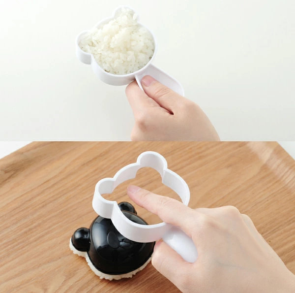 おにぎり押し型 おむすびパンダ おにぎり抜き型 キャラ弁 グッズ ( お弁当グッズ お弁当作り おにぎり 押し型 抜き型 ご飯型抜き おにぎり型 海苔カッター デコ弁 パンダ ぱんだ )