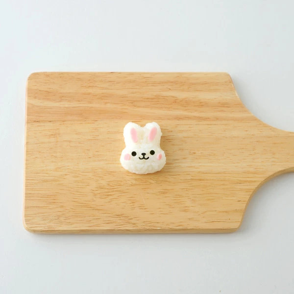 おにぎり押し型 うさぎとひよこのmini×2おにぎりセット おにぎり抜き型 キャラ弁 グッズ ( お弁当グッズ お弁当作り おにぎり 押し型 抜き型 ご飯型抜き おにぎり型 海苔カッター デコ弁 うさぎ たまご イースター )