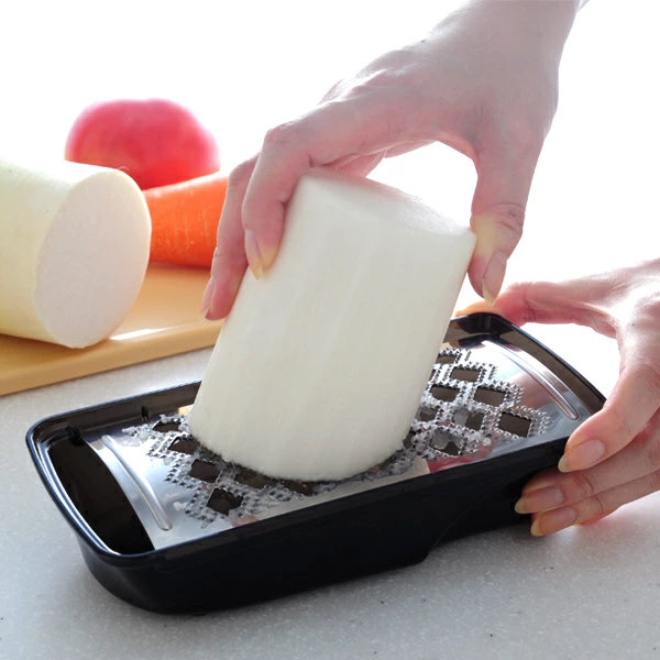 おろし金 ふわっとおろしてみま専科 日本製 （ おろし器 オロシ金 オロシ器 下ろし金 下ろし器 キッチンツール 大根おろし 大根オロシ おろし 調理小道具 下ごしらえ用品 調理 調理器具 キッチン用品 ）