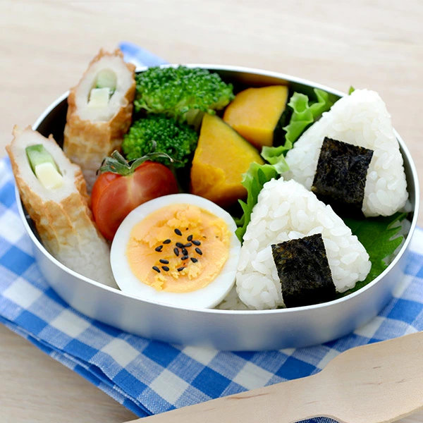 おにぎり型 海苔カッター ミニ 三角 さんかくこにぎりmini×2 弁当グッズ ( おむすび型 こむすび おにぎり おむすび 一口サイズ 押し型 幼稚園 保育園 小学校 キッズ 子供 簡単 子供用 お弁当グッズ キッチンツール キッチン )