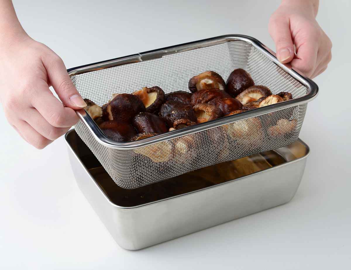 ザル&バット6点セット 角型 深型タイプ 蓋付き ステンレス製 日本製 ( 角バット 深型バット 角ザル ステンレスバット ステンレスザル ざる 角ざる 角型ザルセット 深型ザル コランダー )