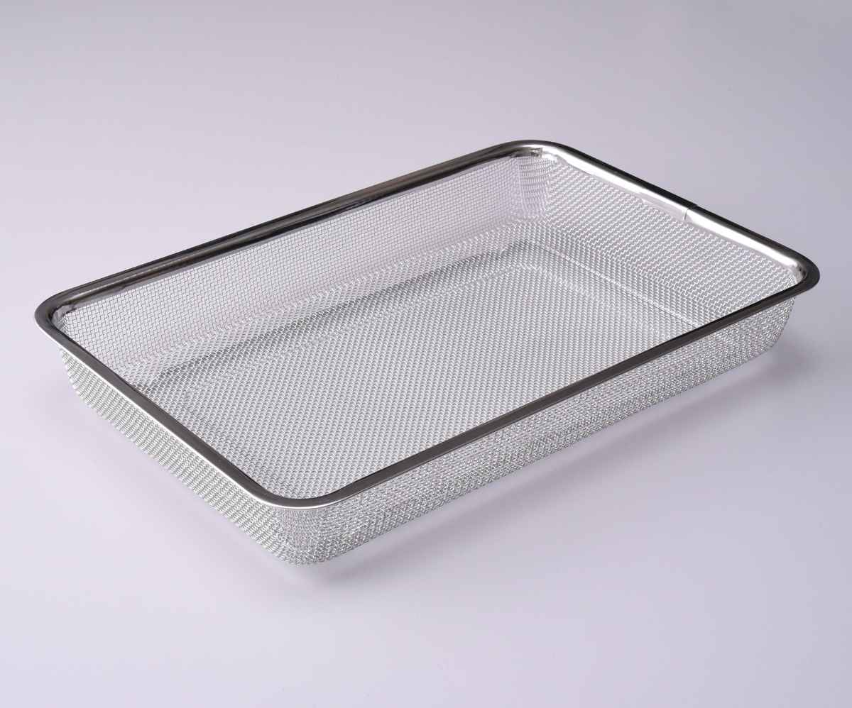 ザル&バット3点セット 1/1サイズ 角型 蓋付き ステンレス製 日本製 お料理はかどる角バット・角ザルセット ( 3点セット バット ザル 浅型 18-8ステンレス 角バット ステンレスバット 大きい 浅型バット 角ザル 使いやすい 丈夫 )