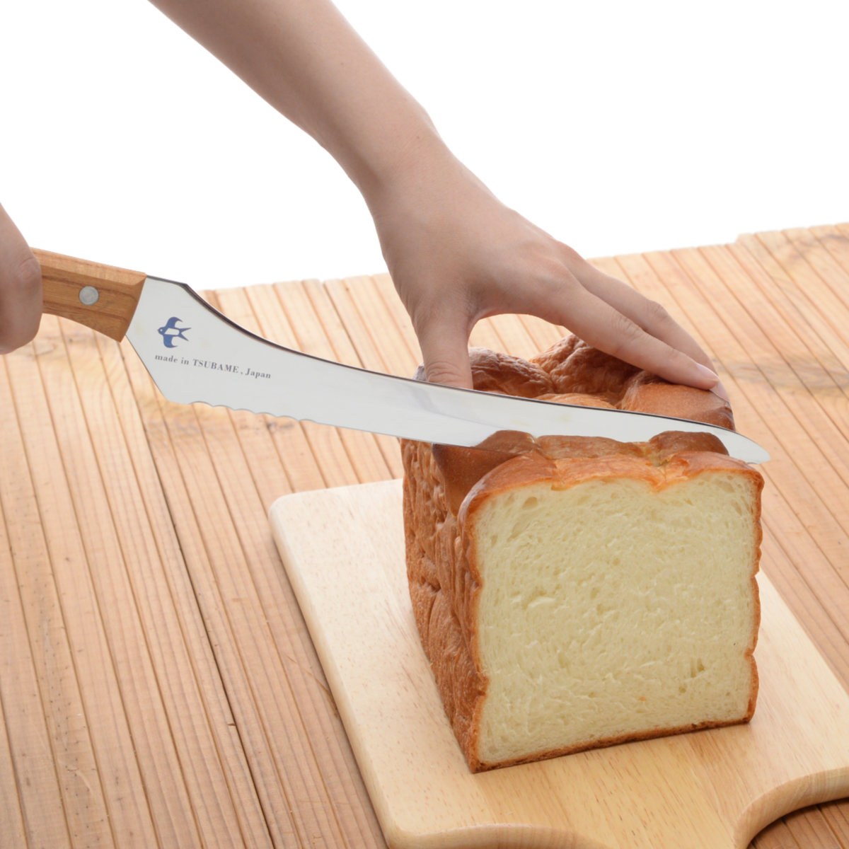 パン切り包丁 23.5cm つばめのパンナイフ 日本製 ( パンナイフ ブレッドナイフ パン切り 包丁 パン ブレッド ナイフ 23.5センチ パンスライサー パンナイフ 235mm 235ミリ 木柄 )