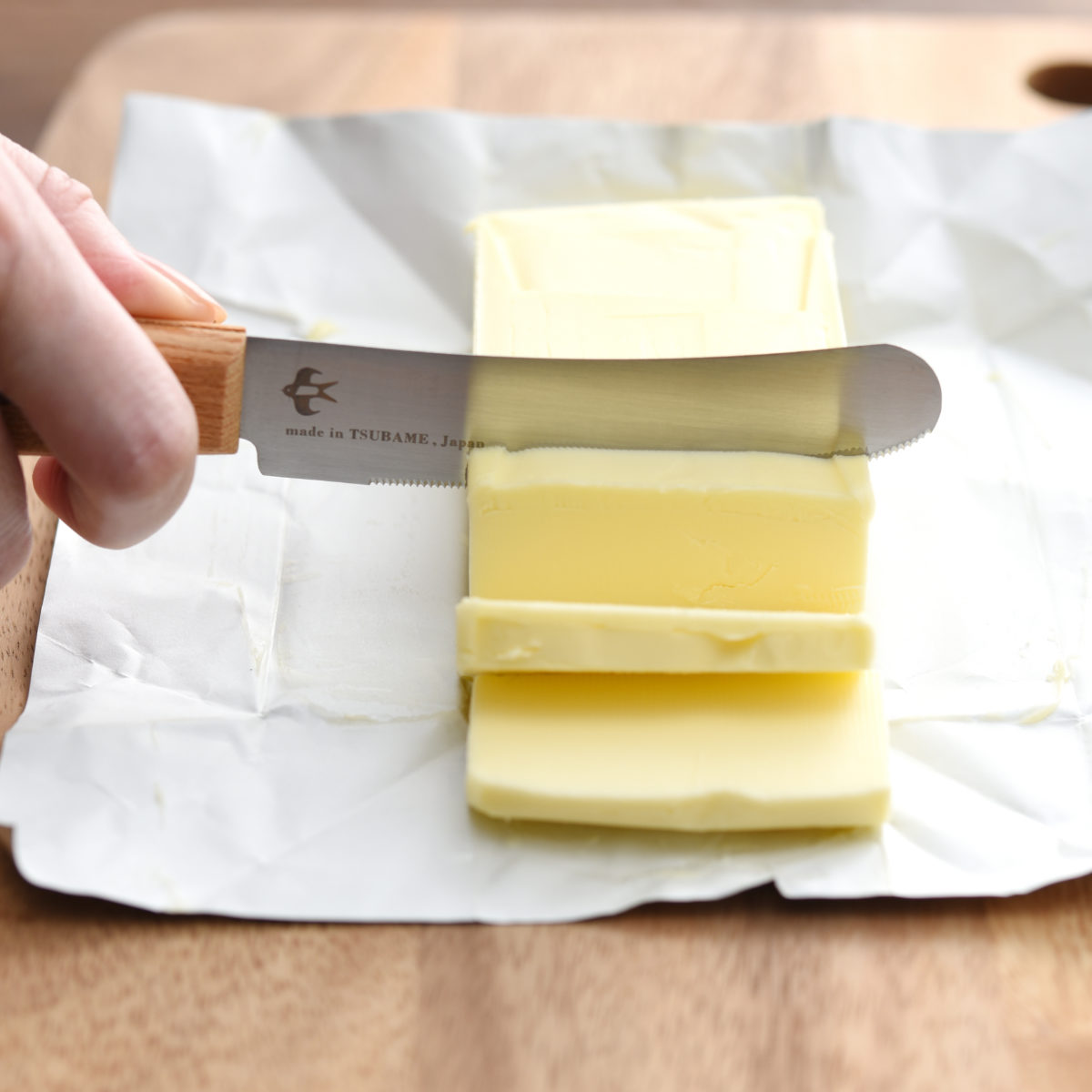 バターナイフ つばめのマルチバターナイフ 日本製 ( テーブルナイフ 卓上ナイフ スプレッドナイフ バター ナイフ パン ブレッド ジャム マルチナイフ 朝食 トースト 木柄 )