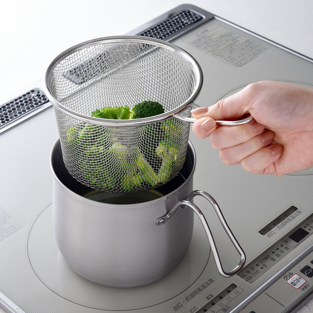 マルチポット 14cm IH対応 ストレーナー付き ガラス蓋付き ステンレス製 日本製 逸品物創 ( ガス火対応 オール熱源対応 鍋 片手鍋 セット 万能鍋 深型 14センチ 2.1L 3点セット 1台9役 ステンレスマルチポット ステンレス 小さめ )