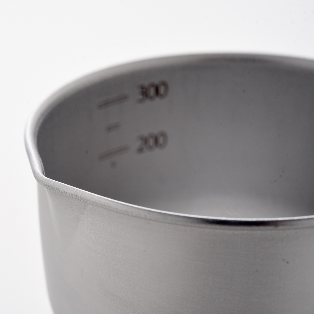 ボウル 9cm ステンレスボウル 逸品物創 ステンレス製 深めの仕込みボウル 日本製 ( 調理用ボウル ボール 深型ボウル 小さめ 9センチ 下ごしらえ 調理用品 製菓道具 注ぎ口 目盛り付き コンパクト )