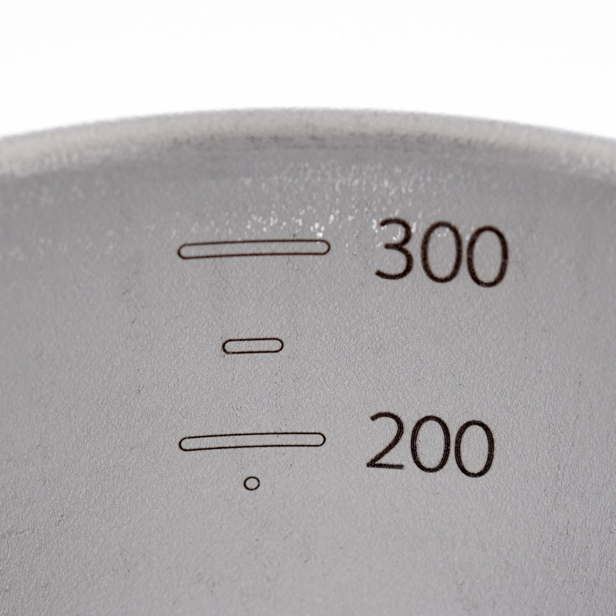 ボウル 9cm ステンレスボウル 逸品物創 ステンレス製 深めの仕込みボウル 日本製 ( 調理用ボウル ボール 深型ボウル 小さめ 9センチ 下ごしらえ 調理用品 製菓道具 注ぎ口 目盛り付き コンパクト )