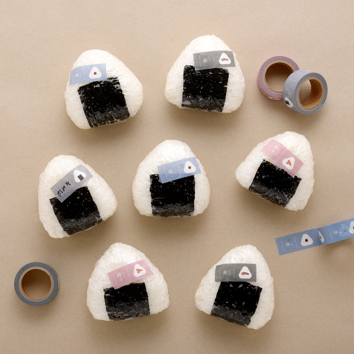 おにぎりに貼るマスキングテープ ( マスキングテープ 書ける 書き込める ペン 鉛筆 貼ってはがせる シール おにぎり お弁当 かわいい 手帳 デコレーション アレンジ おしゃれ 文房具 リメイク 手帳デコ ) 【フリー】 フリー