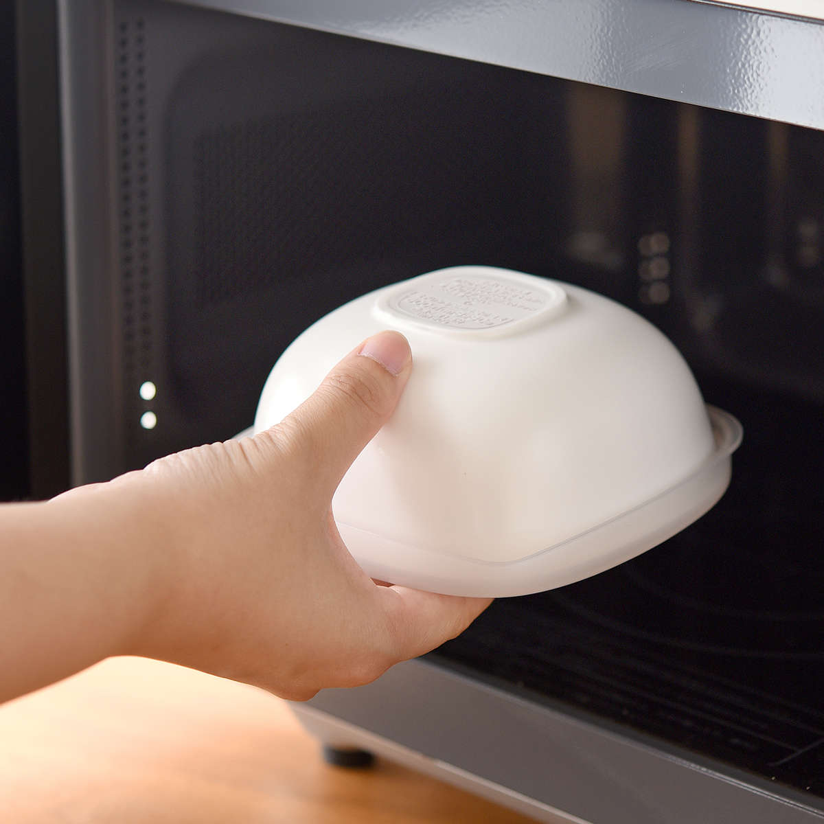 冷凍ご飯容器 お弁当がう米わん お弁当箱 790ml ( 保存容器 弁当箱 2段 電子レンジ ご飯 米 冷凍保存 食洗機対応 電子レンジ対応 日本製 おかずケース 冷凍ごはん容器 お米 ごはん 冷凍 容器 小分け 保存 炊き立てごはん 美味しい ) 【ベージュ】 ベージュ