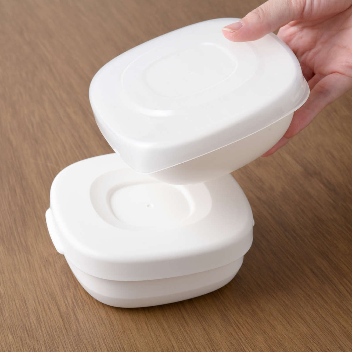 冷凍ご飯容器 お弁当がう米わん お弁当箱 790ml ( 保存容器 弁当箱 2段 電子レンジ ご飯 米 冷凍保存 食洗機対応 電子レンジ対応 日本製 おかずケース 冷凍ごはん容器 お米 ごはん 冷凍 容器 小分け 保存 炊き立てごはん 美味しい ) 【ベージュ】 ベージュ