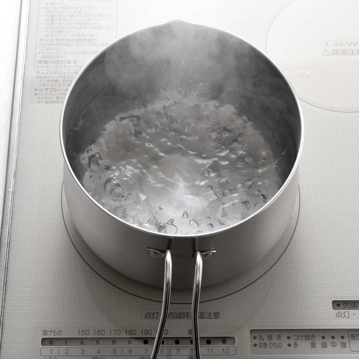 マルチポット 18cm IH対応 ステンレス製 逸品物創 ( ガス火対応 片手鍋 天ぷら鍋 片口鍋 ガラス蓋 ソースパン オール熱源対応 燕三条 2.9L 18センチ ステンレス鍋 片手なべ ケトル 揚げ鍋 万能 マルチ )