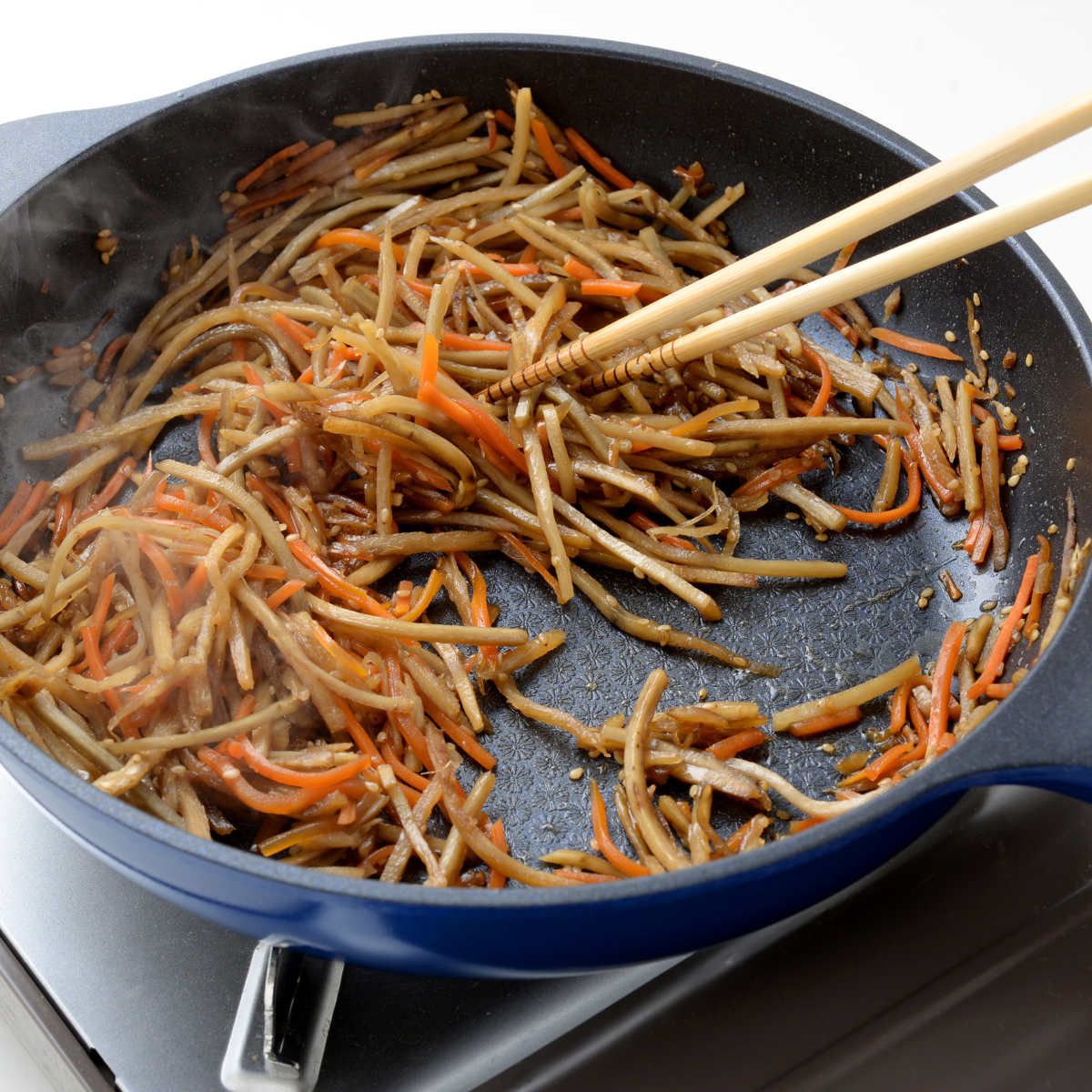 フライパン 26cm ガス火専用 ベルフィーナライト プレミアム 軽量 ( ガス火対応 炒め鍋 コーティング 軽い ふっ素加工 アルミフライパン 26センチ 浅型 いため鍋 アルミ製 エンボス加工 こびりつきにくい フッ素加工 )