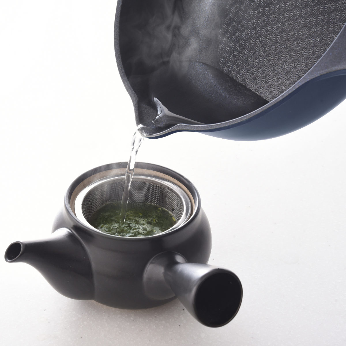 フライパン 20cm ガス火専用 ベルフィーナライト プレミアム マルチパン 軽量 ( ガス火対応 炒め鍋 深型フライパン コーティング 軽い ふっ素加工 アルミフライパン 20センチ いため鍋 アルミ製 エンボス加工 こびりつきにくい )