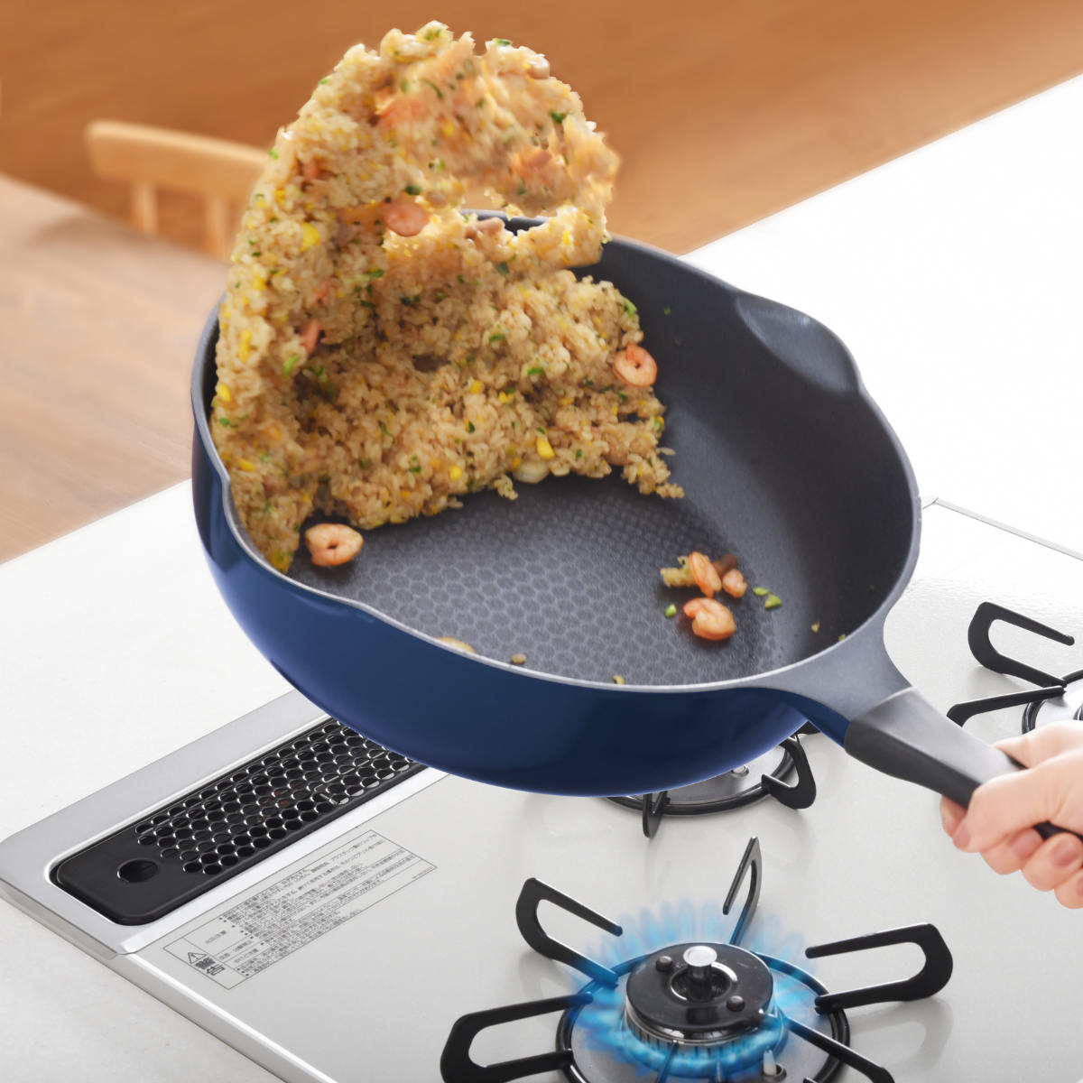 フライパン 28cm ガス火専用 ベルフィーナライト プレミアム マルチパン 軽量 ( ガス火対応 炒め鍋 深型フライパン コーティング 軽い ふっ素加工 アルミフライパン 28センチ いため鍋 アルミ製 エンボス加工 こびりつきにくい )