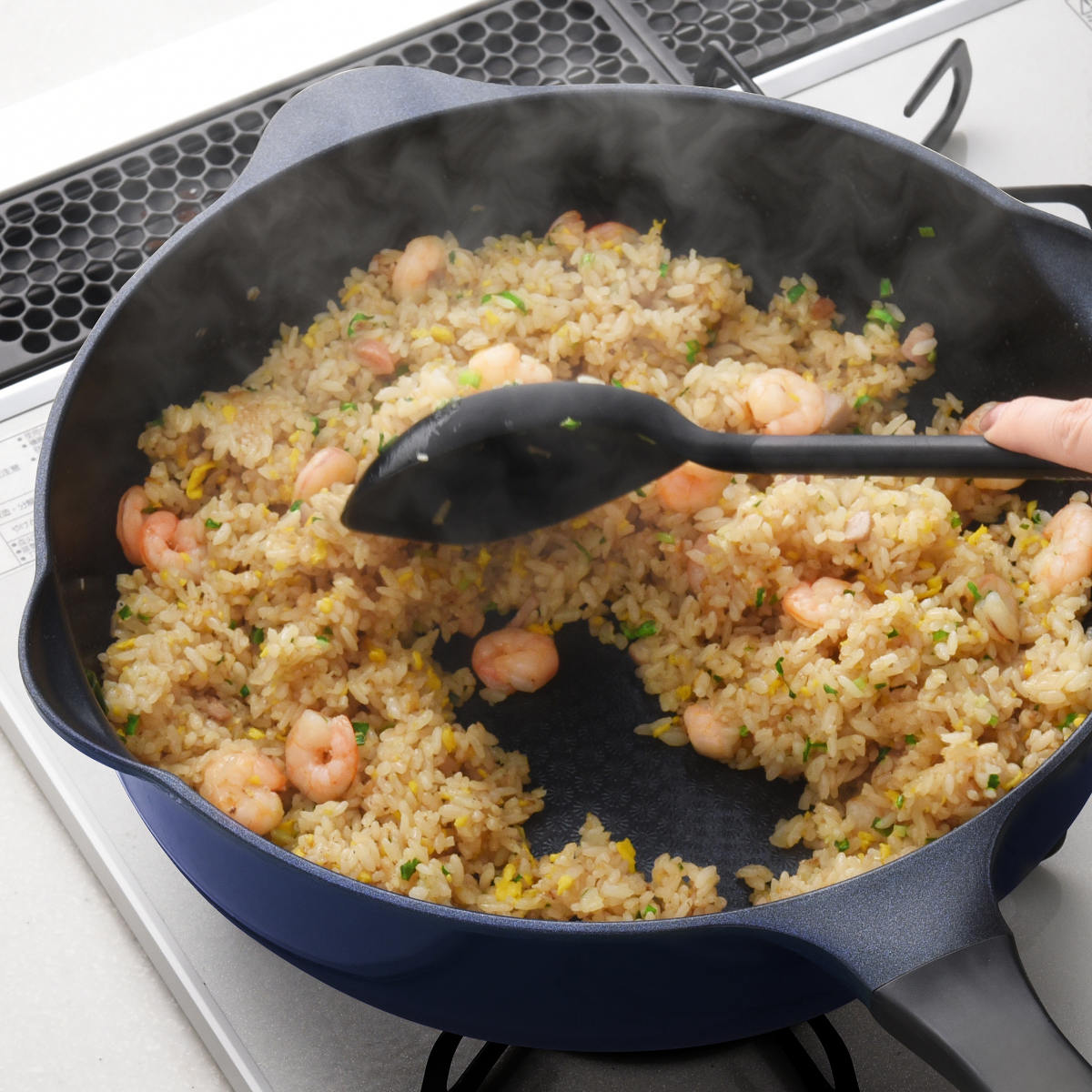 フライパン 28cm ガス火専用 ベルフィーナライト プレミアム マルチパン 軽量 ( ガス火対応 炒め鍋 深型フライパン コーティング 軽い ふっ素加工 アルミフライパン 28センチ いため鍋 アルミ製 エンボス加工 こびりつきにくい )