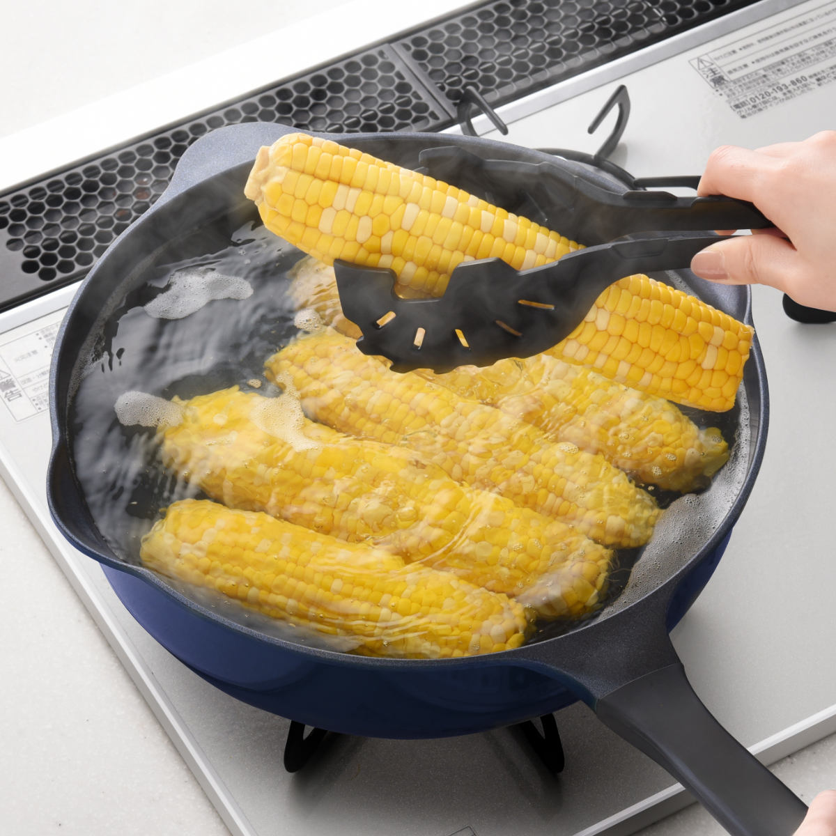 フライパン 28cm ガス火専用 ベルフィーナライト プレミアム マルチパン 軽量 ( ガス火対応 炒め鍋 深型フライパン コーティング 軽い ふっ素加工 アルミフライパン 28センチ いため鍋 アルミ製 エンボス加工 こびりつきにくい )