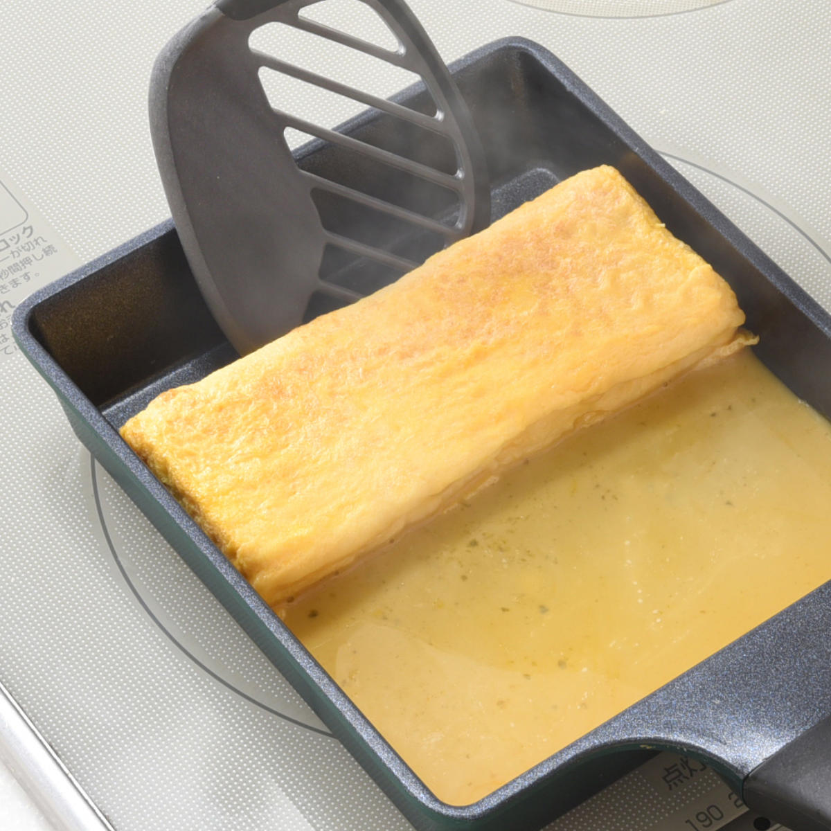 卵焼き器 15×18cm IH対応 スーパーベルフィーナ プレミアム 玉子焼きパン ( ガス火対応 たまご焼き器 玉子焼きフライパン エッグパン ふっ素加工 卵焼き 玉子焼き フライパン 朝食 弁当 時短調理 軽量 アルミ製 こびりつかない )