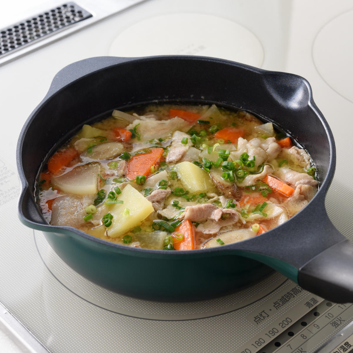 フライパン 20cm IH対応 スーパーベルフィーナ プレミアム マルチパン ( ガス火対応 炒め鍋 片手鍋 コーティング 軽い 深型フライパン アルミフライパン 20センチ いため鍋 アルミ製 注ぎ口付き 軽量 こびりつきにくい )