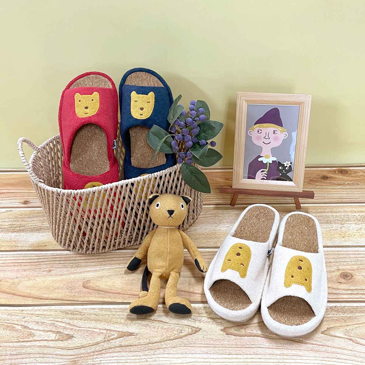 スリッパ のほほん M 約23.0cm ( 室内 レディース マタノアツコ コルクスリッパ パイル生地 アップリケ 刺繍 前開き ルームスリッパ トイレ インテリア雑貨 自宅 室内用 静音 くま ) 【ネイビー】 ネイビー