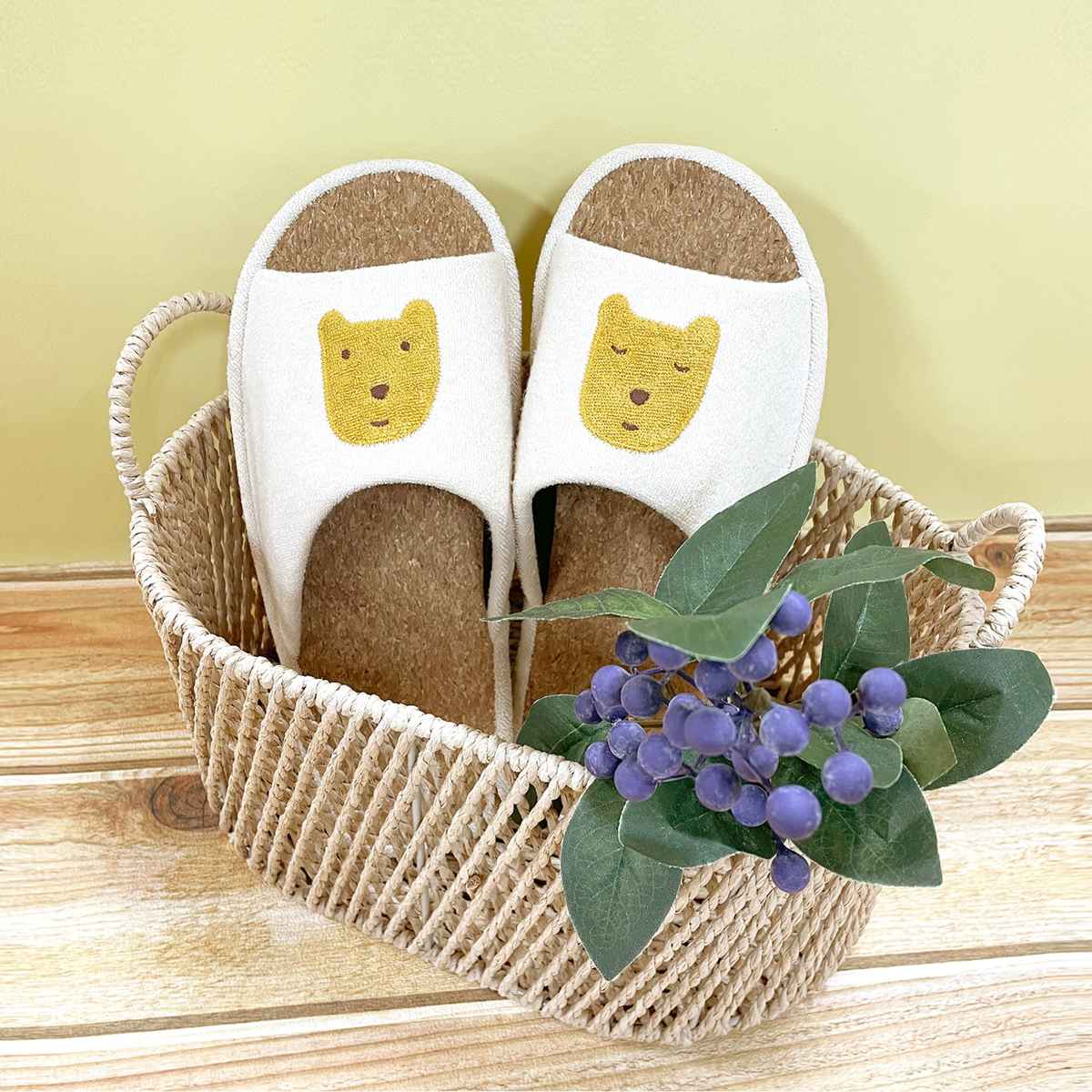 スリッパ のほほん L 約25.0cm ( 室内 マタノアツコ コルクスリッパ パイル生地 アップリケ 刺繍 前開き ルームスリッパ トイレ インテリア雑貨 自宅 室内用 静音 くま ) 【ネイビー】 ネイビー