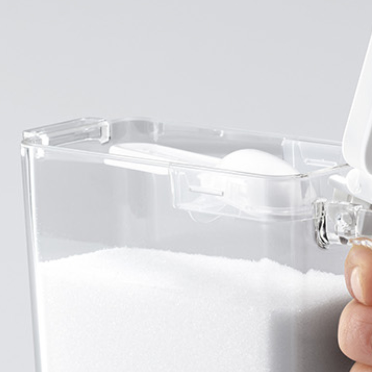 調味料ポット 450ml 3点セット マグネットラック付き フォルマ S ( 調味料入れ セット ラック 保存容器 キャニスター 密閉 3個組 ケース付き ワンタッチ 片手 ロック プラスチック スプーン付き 調味料スタンド 浮かせる収納 )