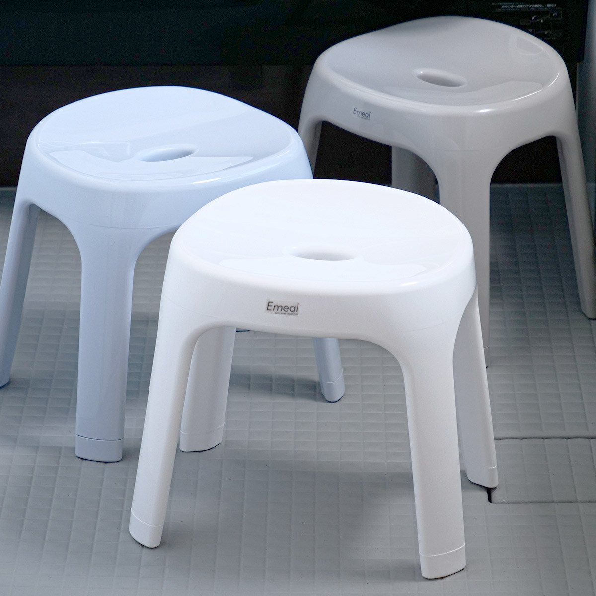 風呂椅子 座面高さ30cm Emeal エミール 日本製 ( 風呂 椅子 風呂いす お風呂 腰かけ イス 座面高30 入浴 抗菌 Ag抗菌加工 滑り止め バスチェア バスグッズ ブルー グレー ホワイト おしゃれ ) 【ホワイト】 ホワイト