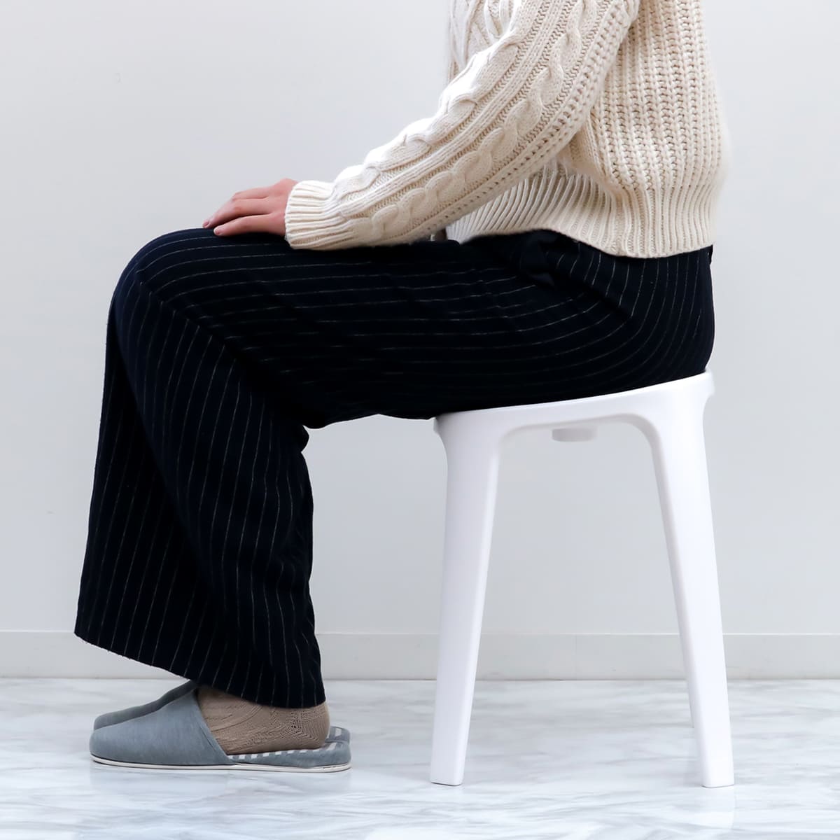 風呂椅子 バスチェアEX 40cm 銀イオン 日本製 ( 風呂いす バスチェア お風呂 腰掛け 座面高40 抗菌加工 風呂イス 椅子 4本脚 高さ40cm すべり止め ブラック ホワイト ベージュ グレー ) 【グレー】 グレー