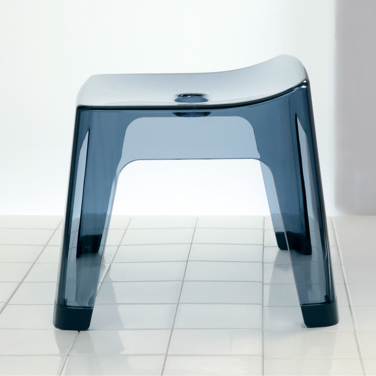 風呂椅子 レリッシュ 高さ25cm 日本製 ( 風呂イス 風呂いす バスチェア 25cm クリア 透明 お風呂 椅子 イス 高級感 おしゃれ 風呂 いす 腰掛け 浴室 入浴 すべり止め 丈夫 バスグッズ 無地 ) 【クリア】 クリア