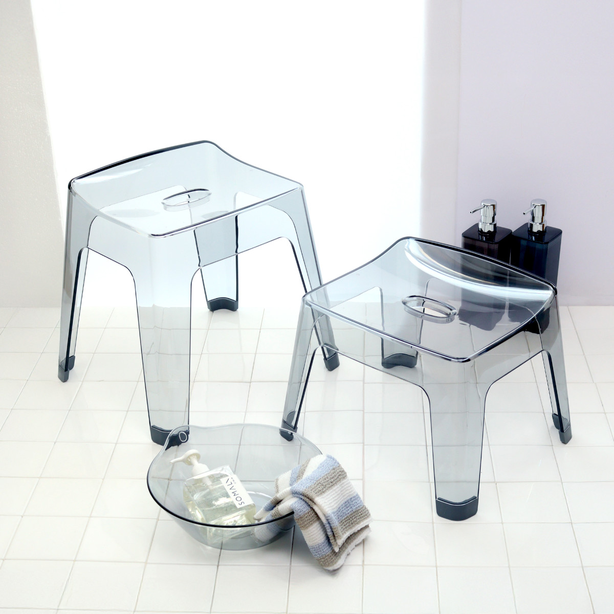 風呂椅子 レリッシュ 高さ25cm 日本製 ( 風呂イス 風呂いす バスチェア 25cm クリア 透明 お風呂 椅子 イス 高級感 おしゃれ 風呂 いす 腰掛け 浴室 入浴 すべり止め 丈夫 バスグッズ 無地 ) 【クリア】 クリア