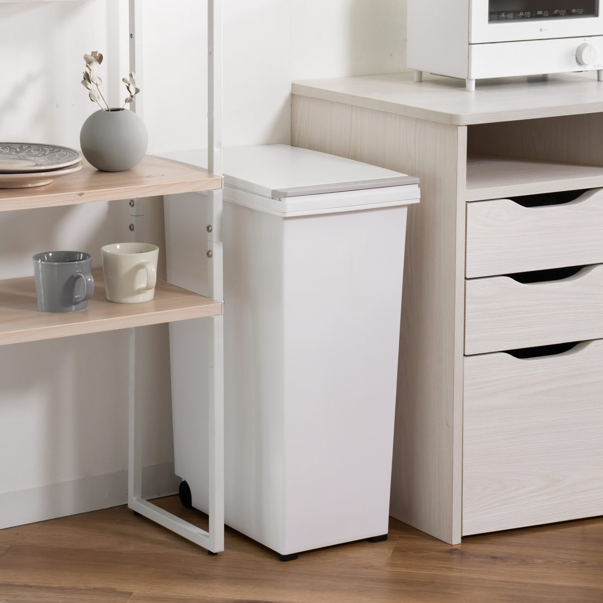 ゴミ箱 45L エバン プッシュペールホワイト プッシュ式 キャスター付き ( ごみ箱 45リットル ワンタッチ ふた付き 縦型 スリム キッチン シンプル EBAN 袋止め付き 袋が見えにくい ダストボックス )